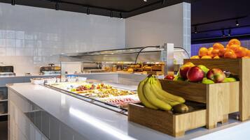 Dagelijks ontbijtbuffet (EUR 22.5 per persoon)