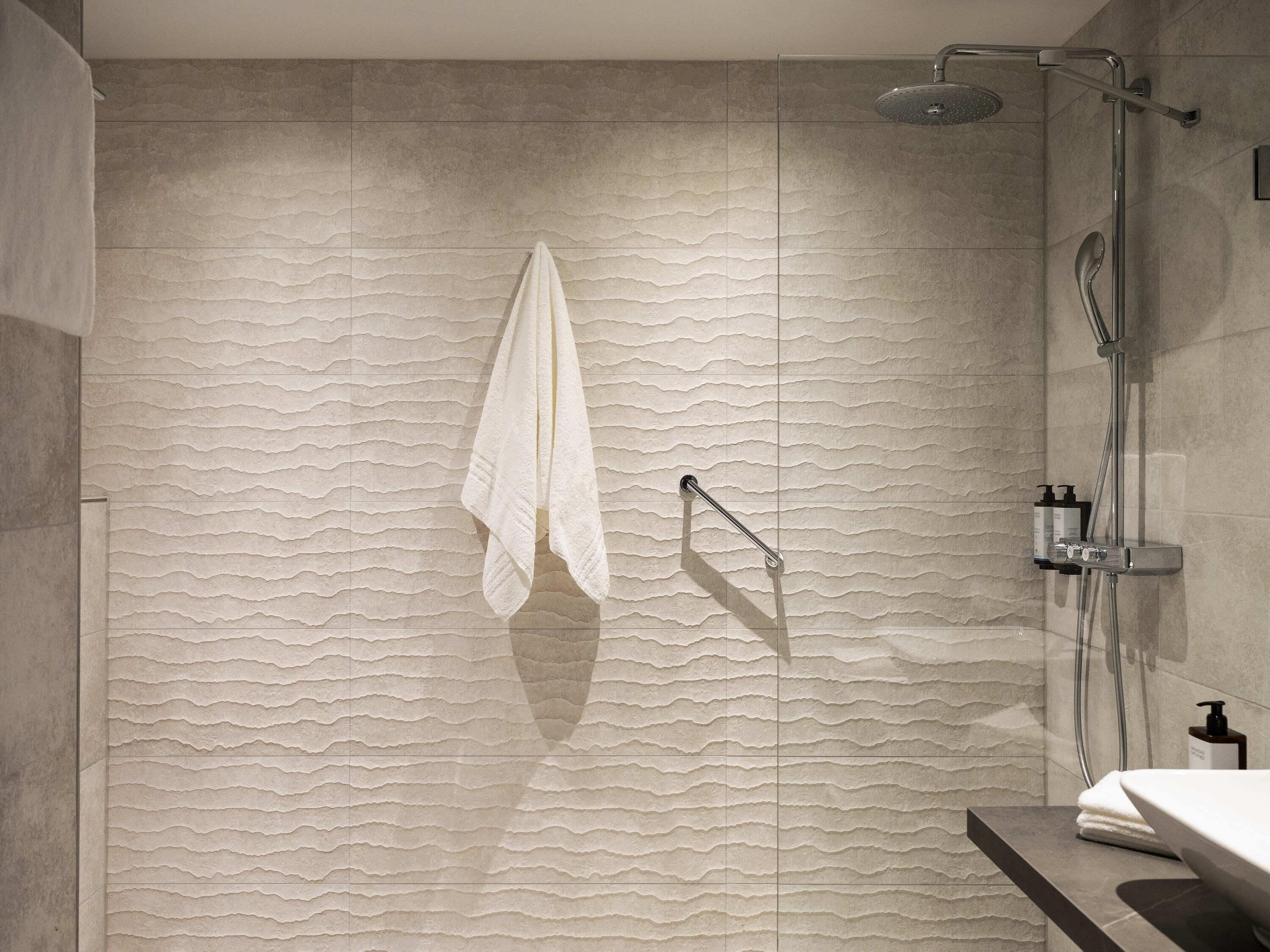 minibar, in-room safe, desk, laptop workspace