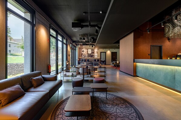 Reception - Ibis Styles Friedrichshafen (Friedrichshafen)