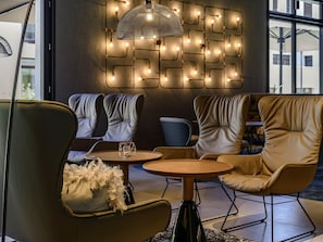 Bar (on property) - Ibis Styles Friedrichshafen (Friedrichshafen)