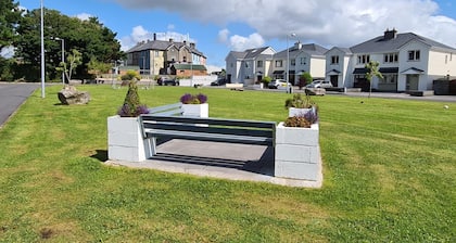 Bay Area House, Spiddal