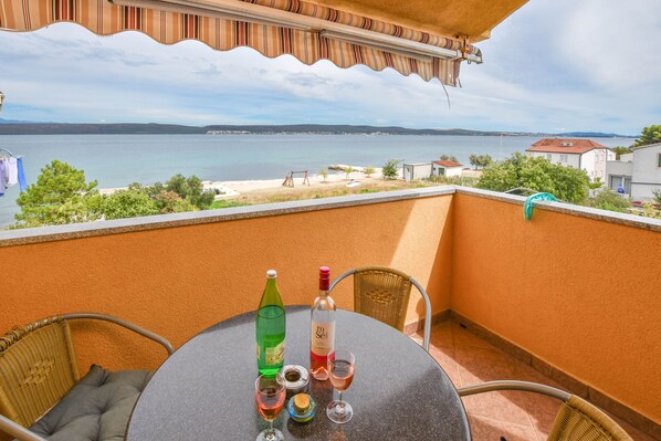 Apartment (A2) | Balkon