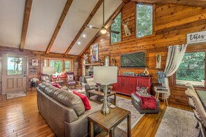 Casa, 3 quartos | Sala de estar