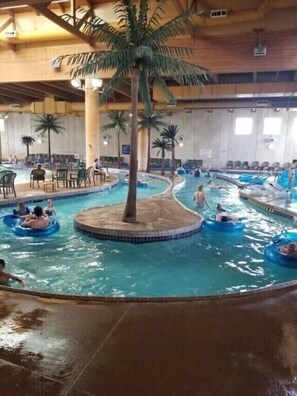 Indendørs pool, udendørs pool