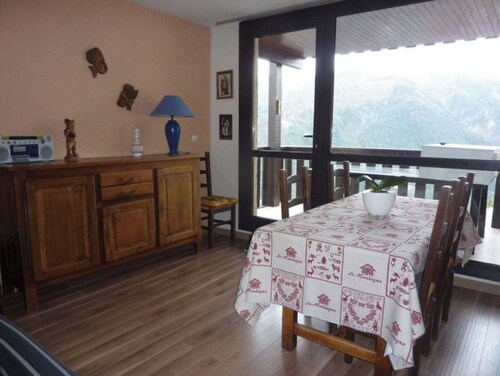 T3  PRA LOUP 56 M2  Vue magnifique sur vallée et montagne 2 chambres