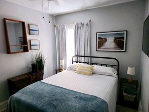 2 室のベッドルーム、デスク、アイロン / アイロン台、WiFi (無料)
