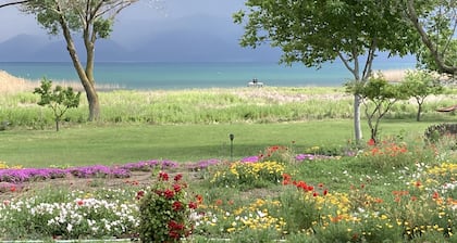 Perfect Home With Private Beach by Iznik Lake