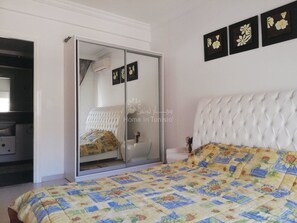 2 bedrooms, Internet