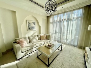 1 habitación y ropa de cama 