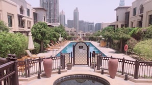 Gazebo - Luxurious Stay in Dubai Downtown (Dubai)