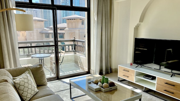 Deluxe Single Room (1 Bedroom) | View from room - Luxurious Stay in Dubai Downtown (Dubai)