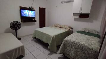 2 quartos, ferros/tábuas de passar roupa, Wi-Fi de cortesia