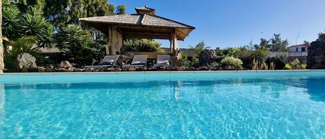 Beheizter Pool