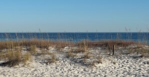 Beach nearby, sun loungers, beach towels - Beautiful & Beachy!
3BR Townhome Lost Key Golf & Beach Club, Pools, Free Shuttle (Pensacola)