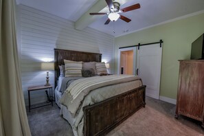 4 habitaciones, tabla de planchar con plancha y wifi gratis 