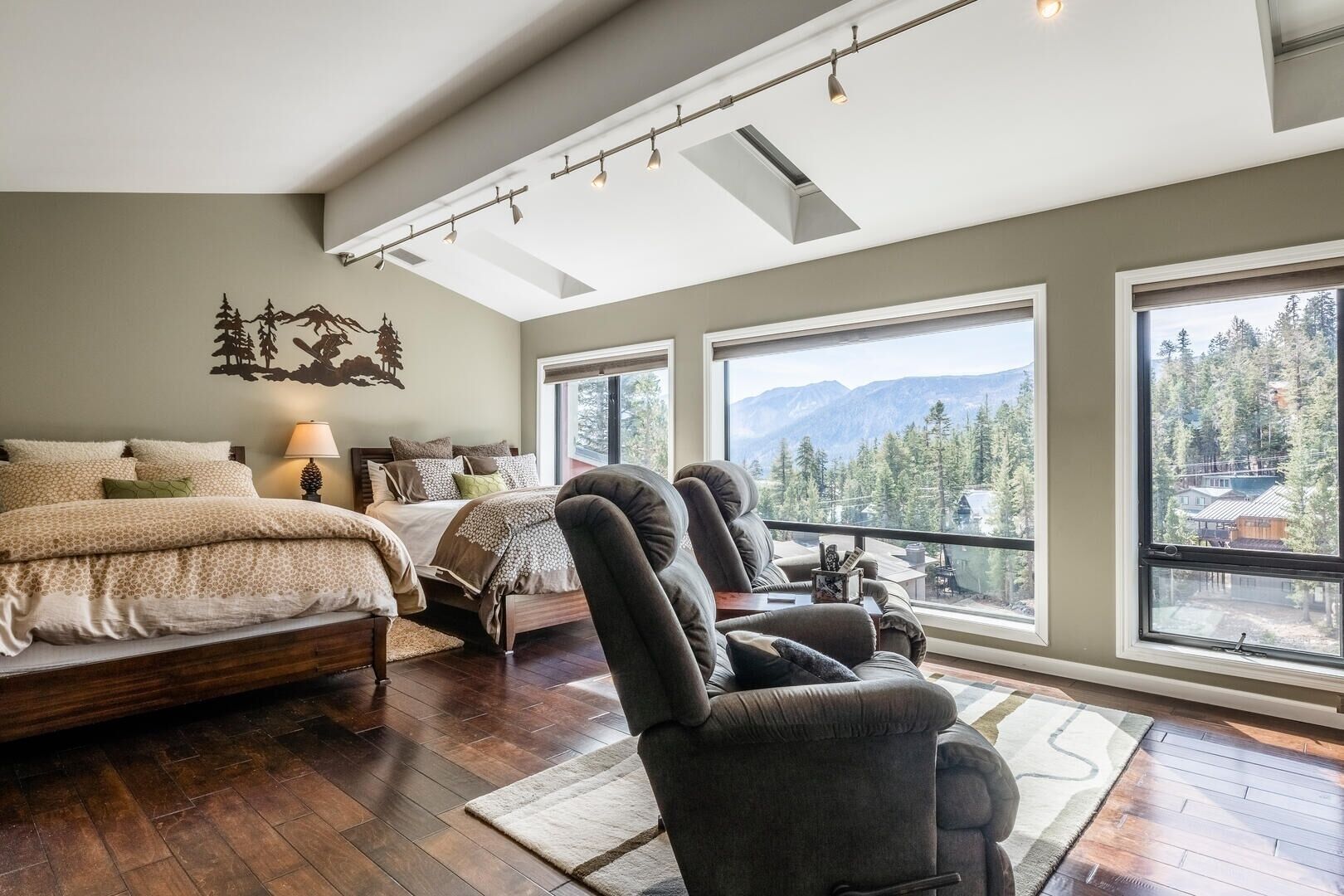 3 bedrooms, WiFi, bed sheets