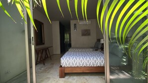 Ảnh chưa phân loại, 2 trong số 27 ảnh, nút