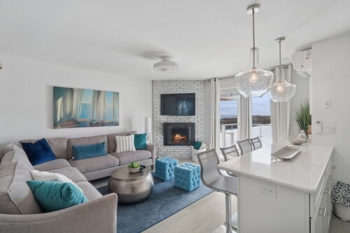 Unobstructed Ocean Views ! A Beautiful Montauk Getaway 