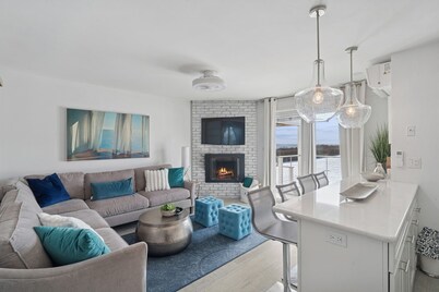 Unobstructed Ocean Views ! A Beautiful Montauk Getaway 