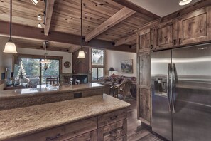 Interior - Beautifully updated 3 bedroom townhome in The Northshore complex (Tahoe City)