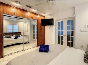 2 chambres, fer et planche à repasser, accès au Wi-Fi (inclus)