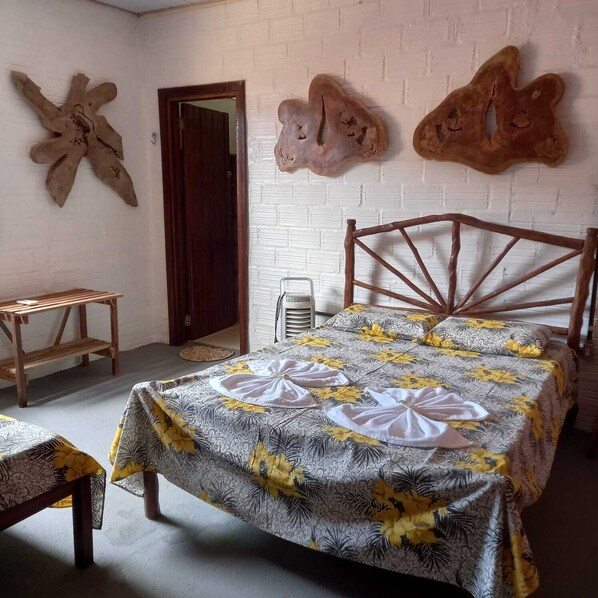 5 bedrooms, WiFi