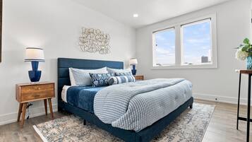 3 chambres, fer et planche à repasser, Wi-Fi gratuit, draps fournis
