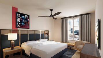 Iron/ironing board, free WiFi, bed sheets