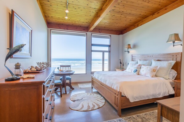 4 bedrooms, desk, iron/ironing board, travel crib