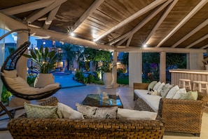 Lounge - Archontiko Koutsis - Luxury Villa Collection (Zakynthos)