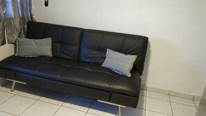 Living area - Mirlaucha Management LLC hosting La Casita 8 min from the International Airport (Carolina)