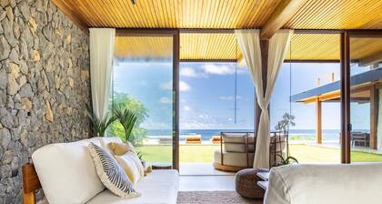 Luxury oceanfront villa, infinity pool + housekeeping & concierge included.