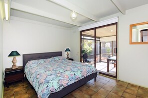 3 bedrooms - airconditioner,coonara,sunroom,bbq,cosy,pets,boats,jetski (Melbourne)