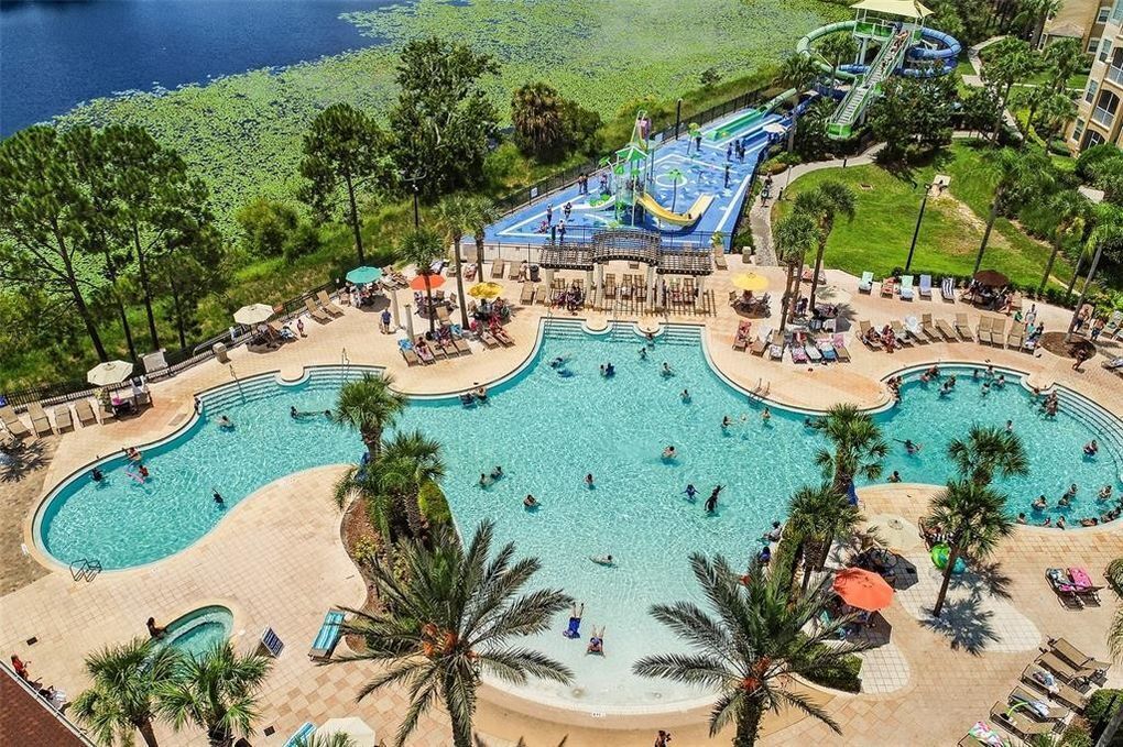 حمّام سباحة مُدفَّأ