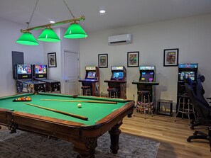 Spielezimmer