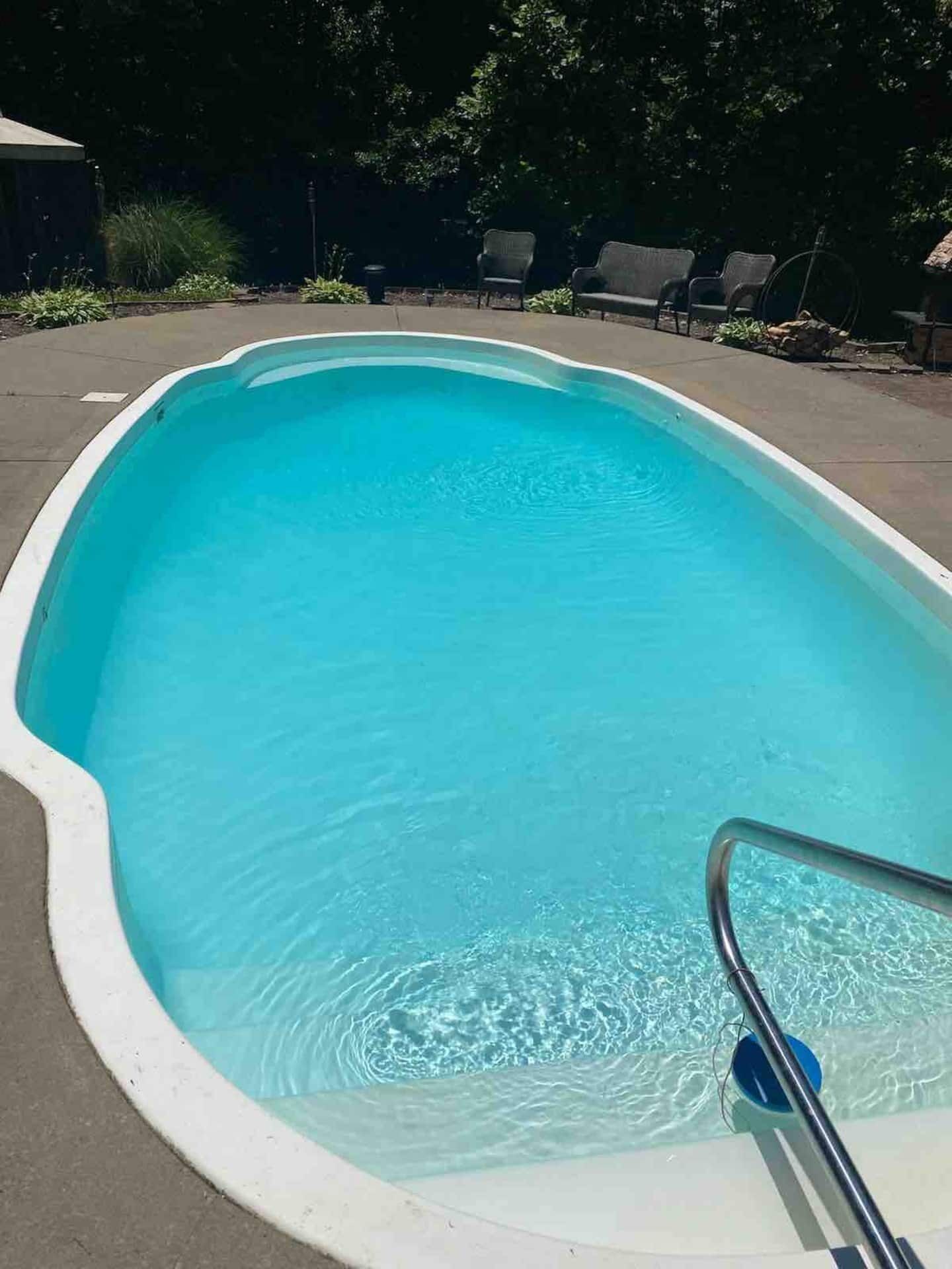 プール