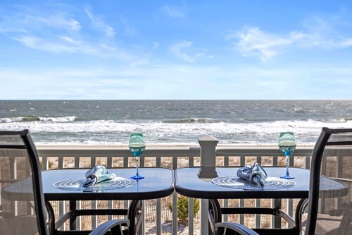 Amazing Ocean Views From Your Newly Renovated Oceanfront Condo in Carolina Beach