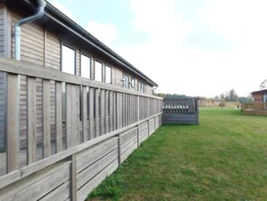 村舍, 多张床 | 外观