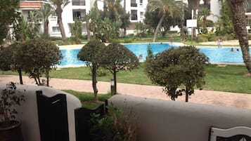 Piscine extérieure