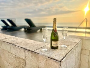 Bar (in der Unterkunft)