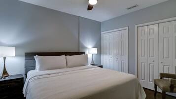 3 bedrooms, iron/ironing board, WiFi, bed sheets