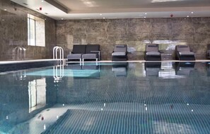 Piscine couverte, piscine chauffée