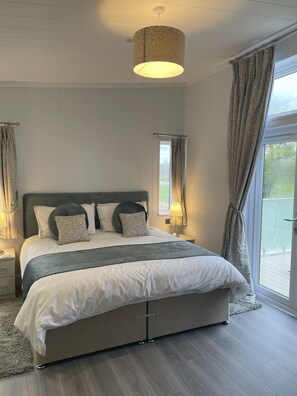 3 chambres, fer et planche à repasser, Wi-Fi gratuit, draps fournis