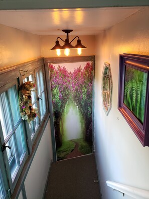 Interior - Fairport Village Triangle Home on the Erie Canal (Fairport)