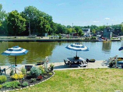 Fairport Village Triangle Home on the Erie Canal