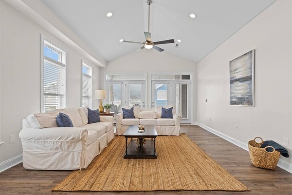 Televisión, chimenea, oficina