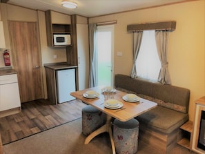 Superior Mobile Home | Living area