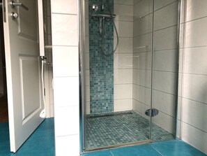 Nicht klassifiziertes Bild, 2 von 39, Schaltfläche