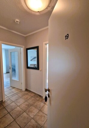 Unclassified image, 3 of 18, button