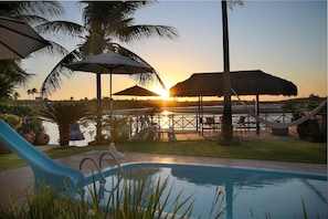 Deluxe Villa | Pool | Outdoor pool